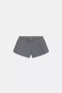 SHORT MET KOORDJES IN VERWASSEN LOOK