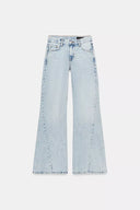 RELAXED FLARE JEANS MET LAGE TAILLE