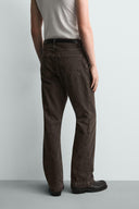 FLARE FIT JEANS
