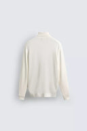 BASIC TRUI MET HOGE KRAAG