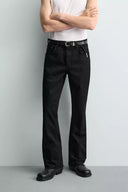 FLARE FIT JEANS