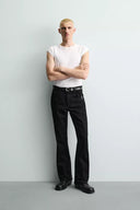 FLARE FIT JEANS
