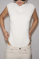 STRETCHBODY MET CUT-OUT