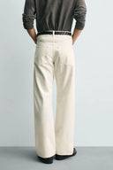 LOOSE FIT JEANS