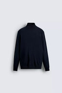 BASIC TRUI MET HOGE KRAAG