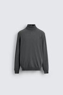 BASIC TRUI MET HOGE KRAAG