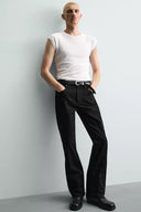 FLARE FIT JEANS