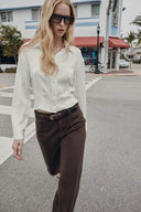 SATIJNEN BLOUSE MET GETAILLEERDE TAILLE