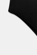 STRETCHBODY MET CUT-OUT