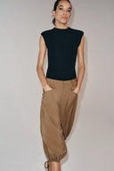 STRETCHBODY MET CUT-OUT