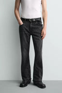 FLARE FIT JEANS