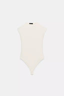 STRETCHBODY MET CUT-OUT