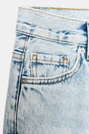RELAXED FLARE JEANS MET LAGE TAILLE