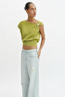 TRICOT TOP MET FOURNITUREN