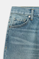 RELAXED FLARE JEANS MET LAGE TAILLE