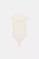 STRETCHBODY MET CUT-OUT