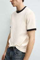 BASIC GERIBD T-SHIRT MET CONTRAST
