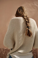 TOP MET STRIK EN KNOOP