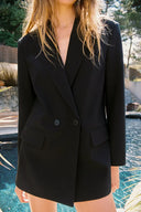 OVERSIZED DOUBLE-BREASTED BLAZER