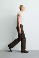 FLARE FIT JEANS