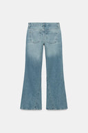 RELAXED FLARE JEANS MET LAGE TAILLE