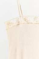 FIJNE TRICOT BODY MET KANT