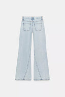 RELAXED FLARE JEANS MET LAGE TAILLE