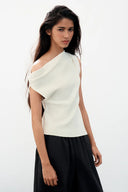 ASYMMETRISCHE TRICOT TOP