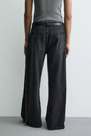 FLARE FIT JEANS MET RITSEN