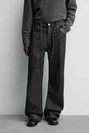 JEANS RELAXED FLARE FIT