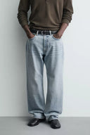 LOOSE FIT JEANS
