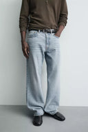 LOOSE FIT JEANS
