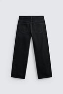 LOOSE FIT JEANS