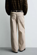 LOOSE FIT JEANS