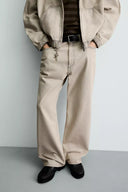 LOOSE FIT JEANS