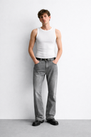 FLARE FIT JEANS